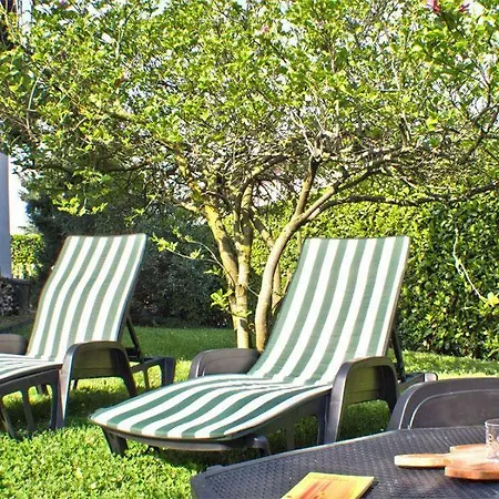 Iris -pet Friendly - Garden - Private Parking- Bike Friendly House